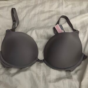 Victoria's Secret Gray T-Shirt Bra Seamless Molded Cup
